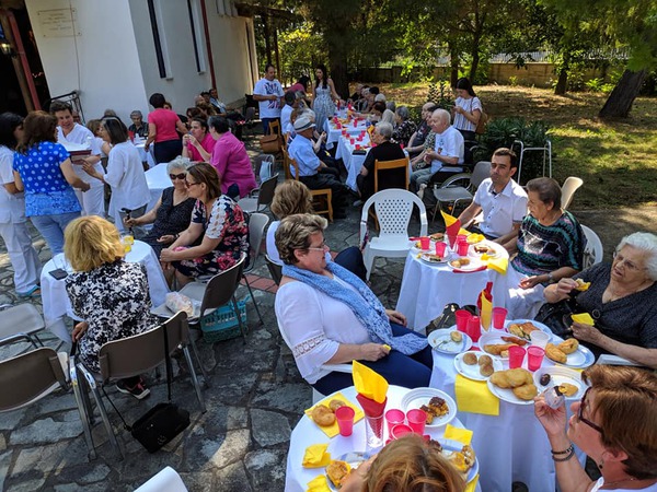 Ποντιακό πρωινό  στο Γηροκομείο Νάουσας ΜΟΥΧΑΜΠΕΤ