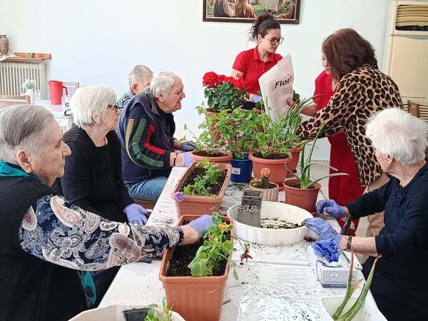 ΜΕΓΑΛΟΙ ΚΗΠΟΥΡΟΙ ΕΝ ΔΡΑΣΗ